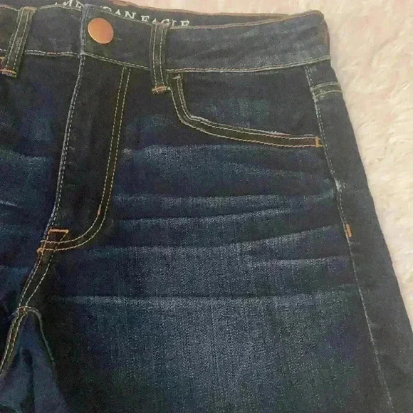 AMERICAN EAGLE HIGH RISE SUPER STRETCH DISTRESSED SHORTIE DENIM SHORTS SIZE 6 - Picture 4 of 9